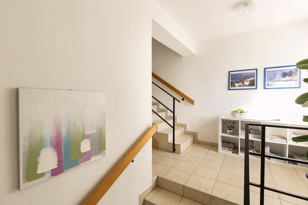 Apartments Renata Pinezići Екстериор снимка
